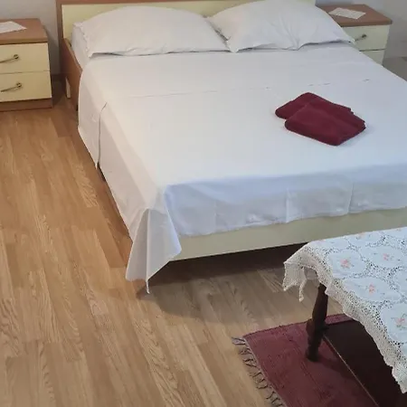 Apartments Hugo Malinska Zimmer foto
