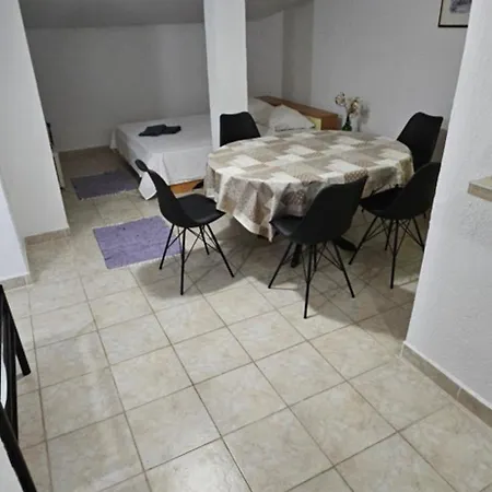 Apartments Hugo Malinska Zimmer foto